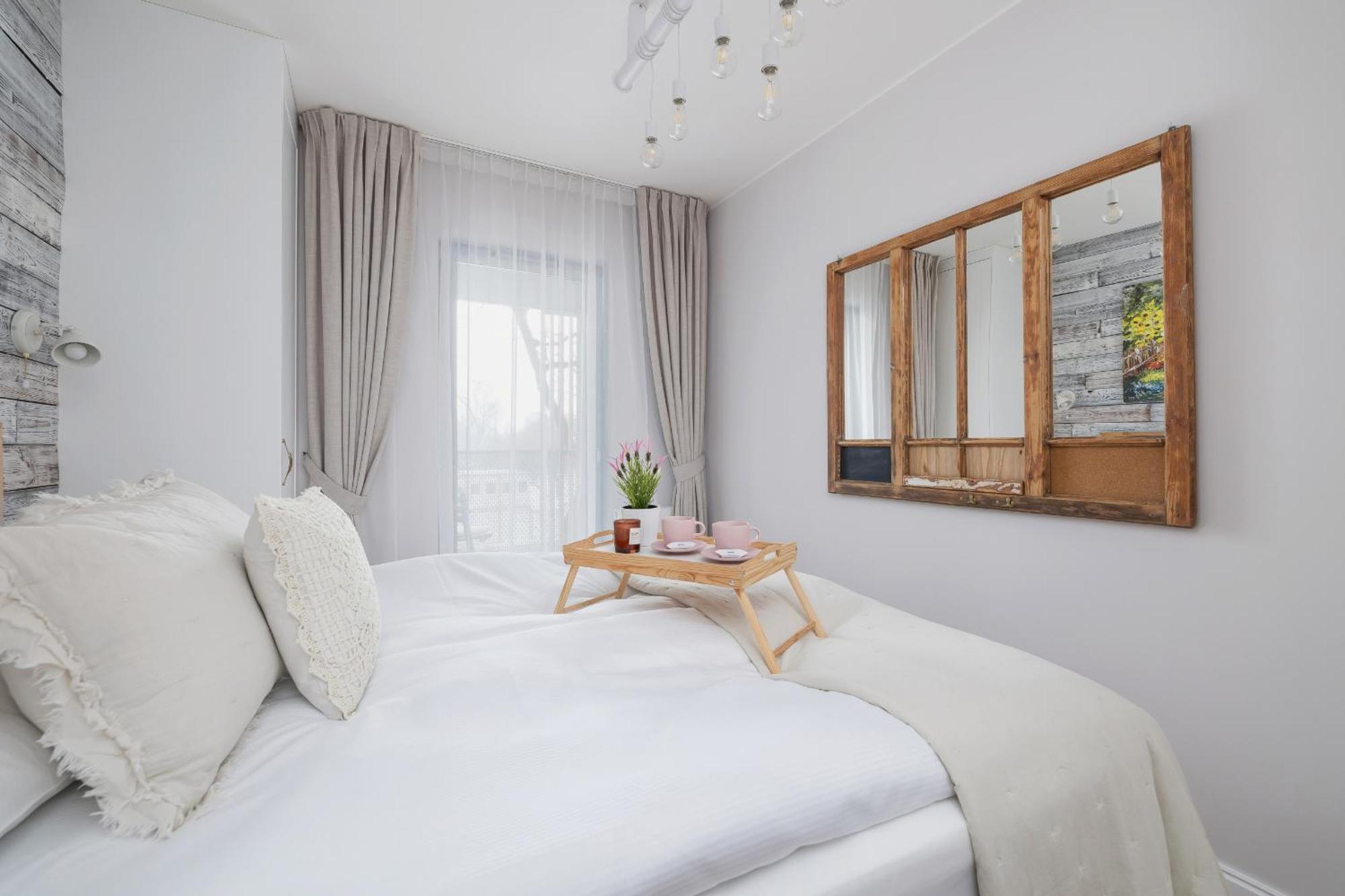 Apartment Prandoty Beautiful With Balcony Cracow By Renters Prestige Krakow