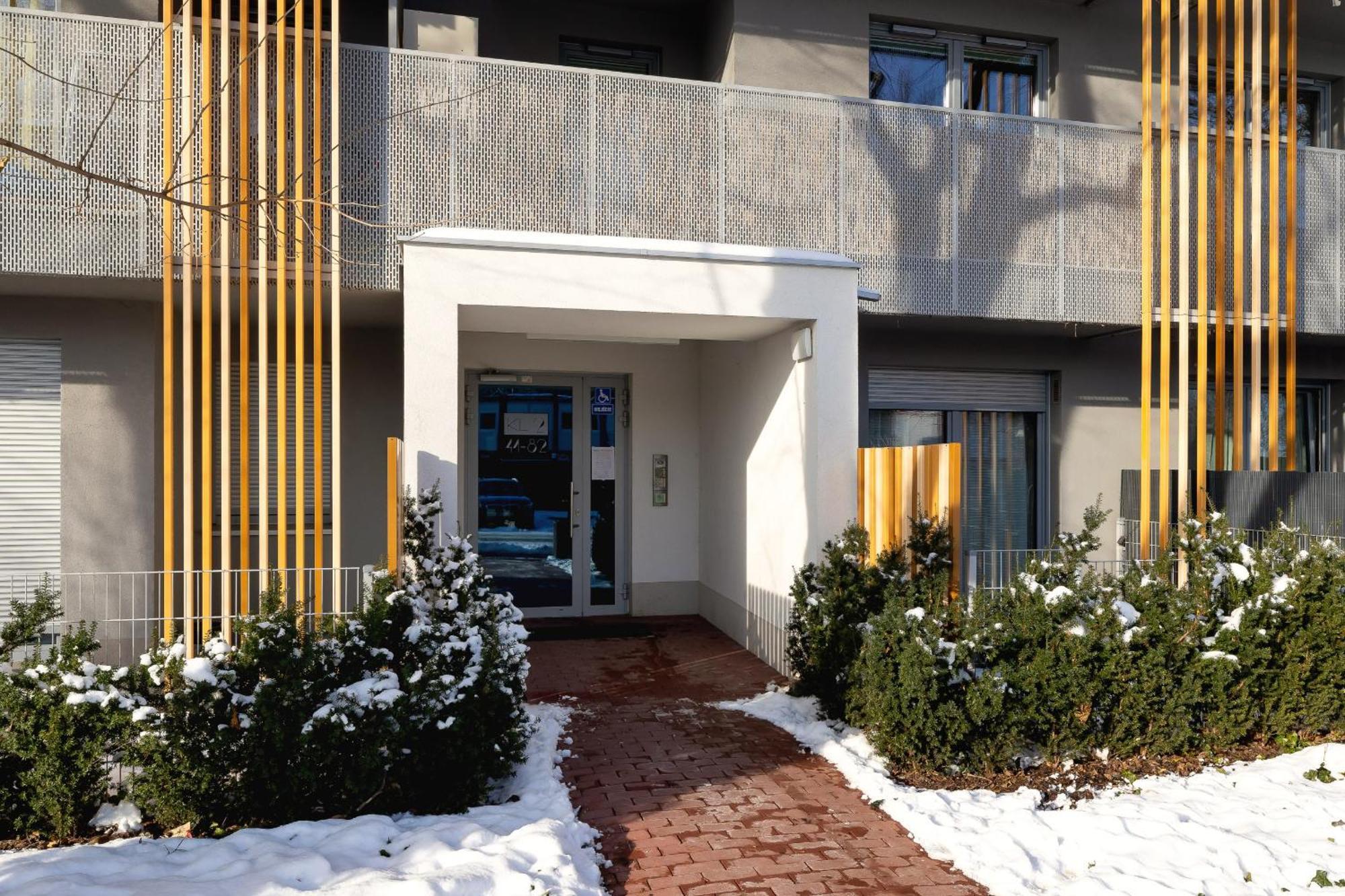 Apartment Prandoty Beautiful With Balcony Cracow By Renters Prestige